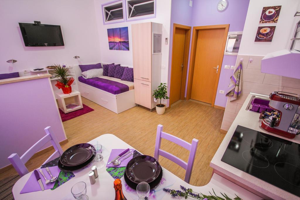 Apartments Lavanda & Cappuccino Portorož Quarto foto
