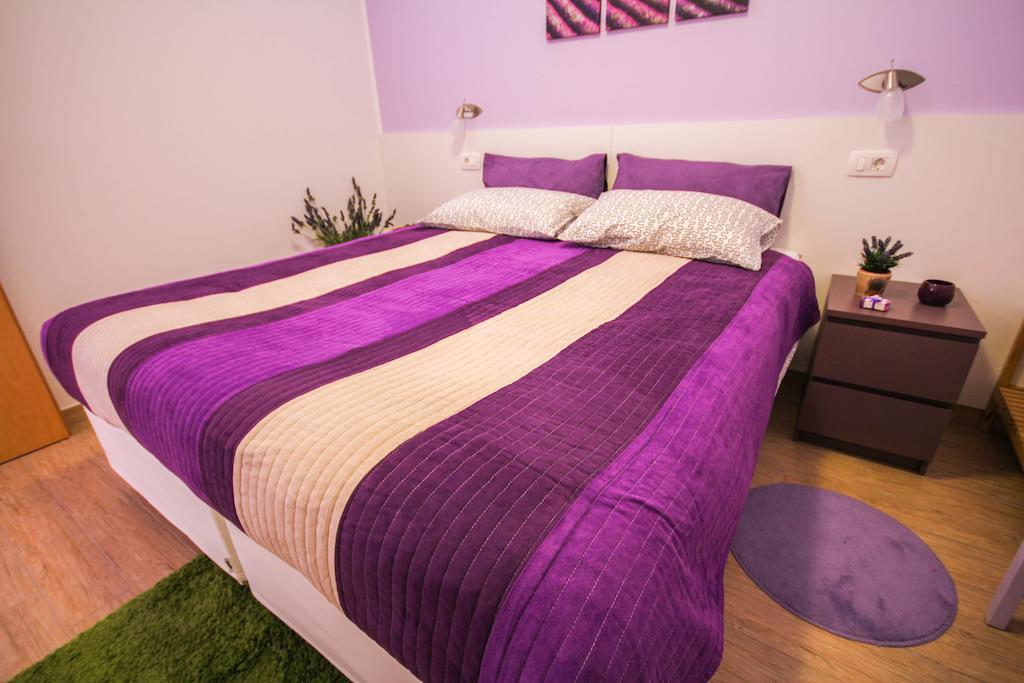 Apartments Lavanda & Cappuccino Portorož Quarto foto
